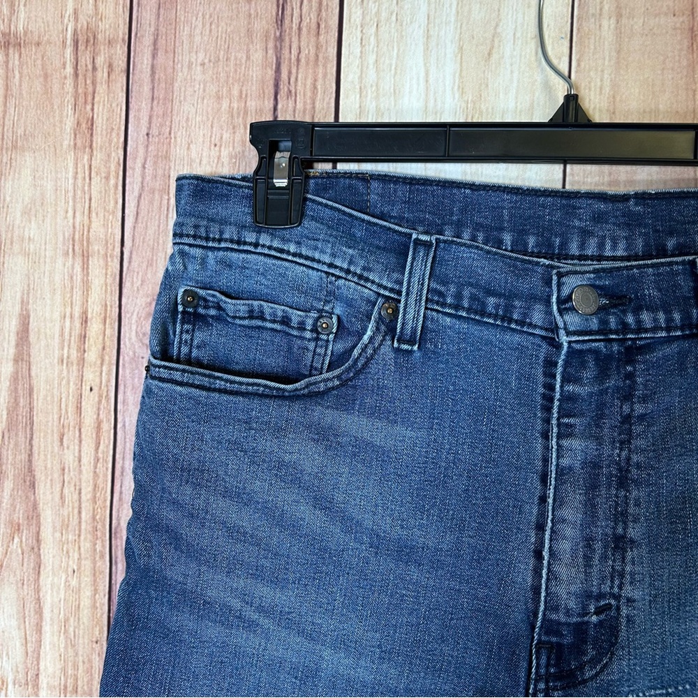 Levi’s Men's Jeans Size 36 X 28.5 Blue Denim Relaxed Fit Work Pants Medium Wash - Picture 4 of 17